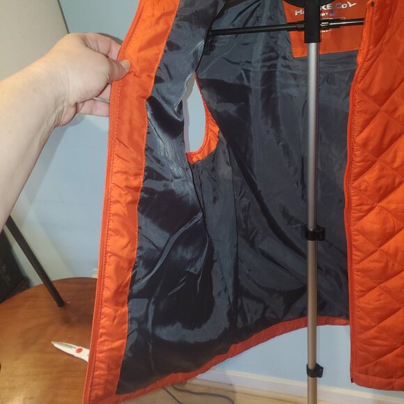Small Orange Puffer Vest. Zipper, Pocket, Gorpcore, Halloween, Fall Winter DIY - Picture 10 of 12